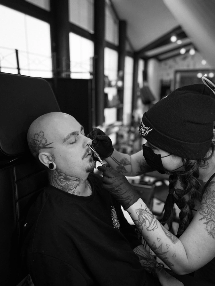 Piercing TX5 Tattoo Studio Olomouc, ukázka 1
